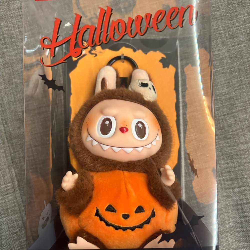 Labubu: Halloween Pumpkin